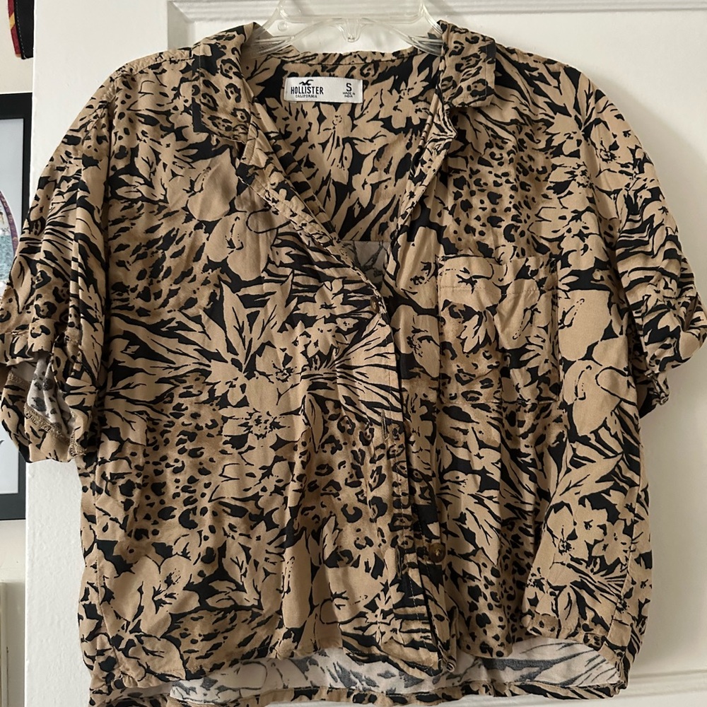 Hollister Brown and Tan Notched Collar Blouse